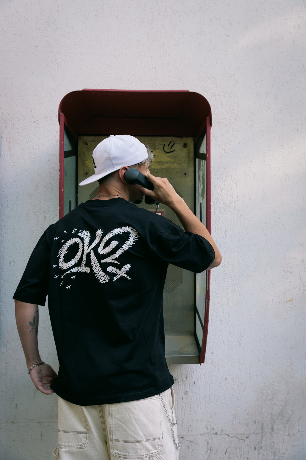 OK? AIRPLANE BLACK TEE